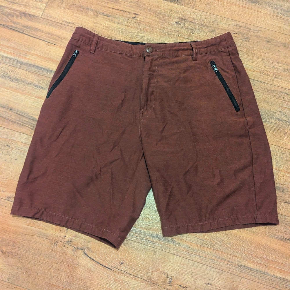 Men's Casual Zipper Pocket Shorts - Brown